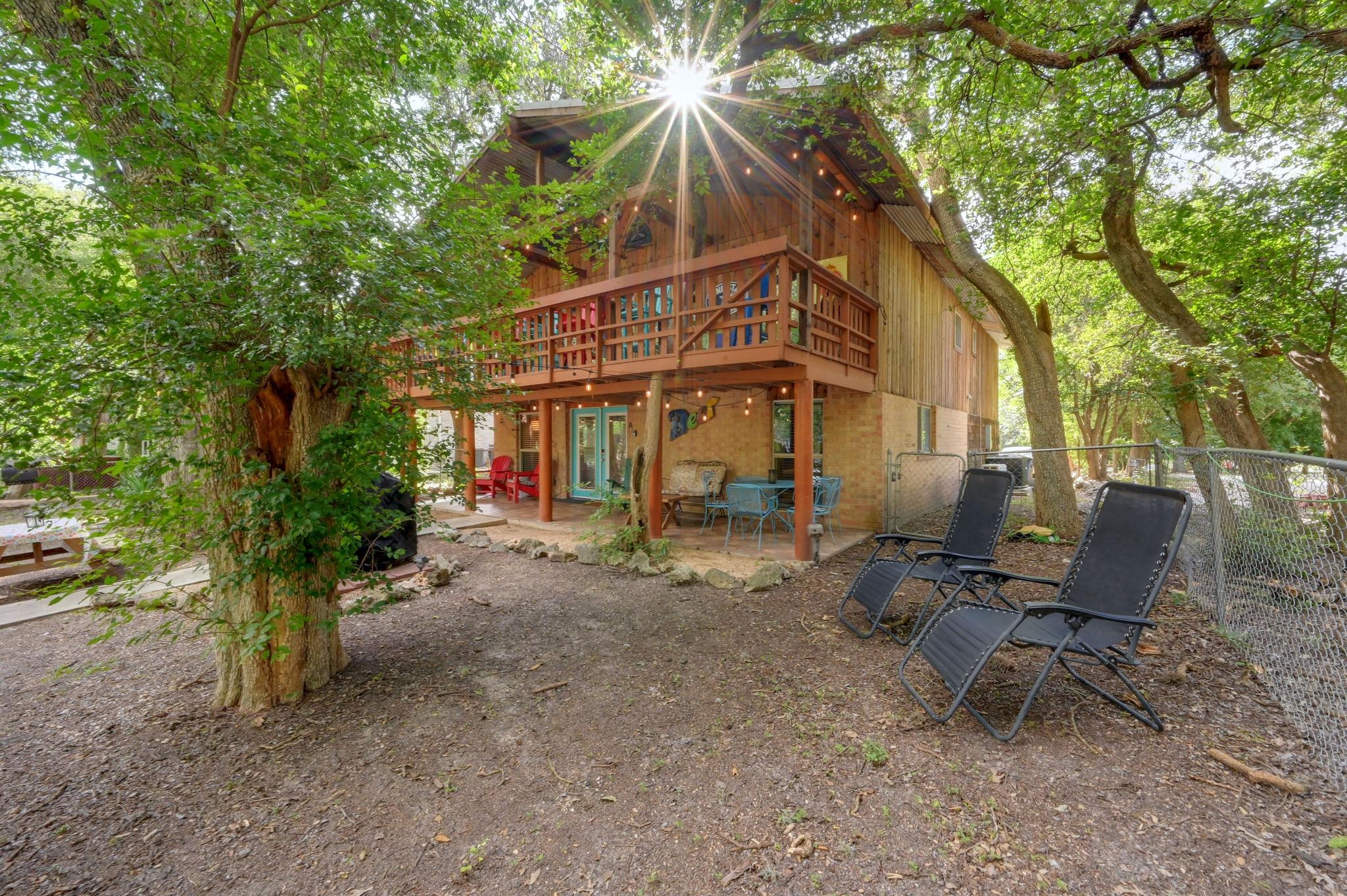 Listing photo 1 of 82  Guada Coma Dr  #B