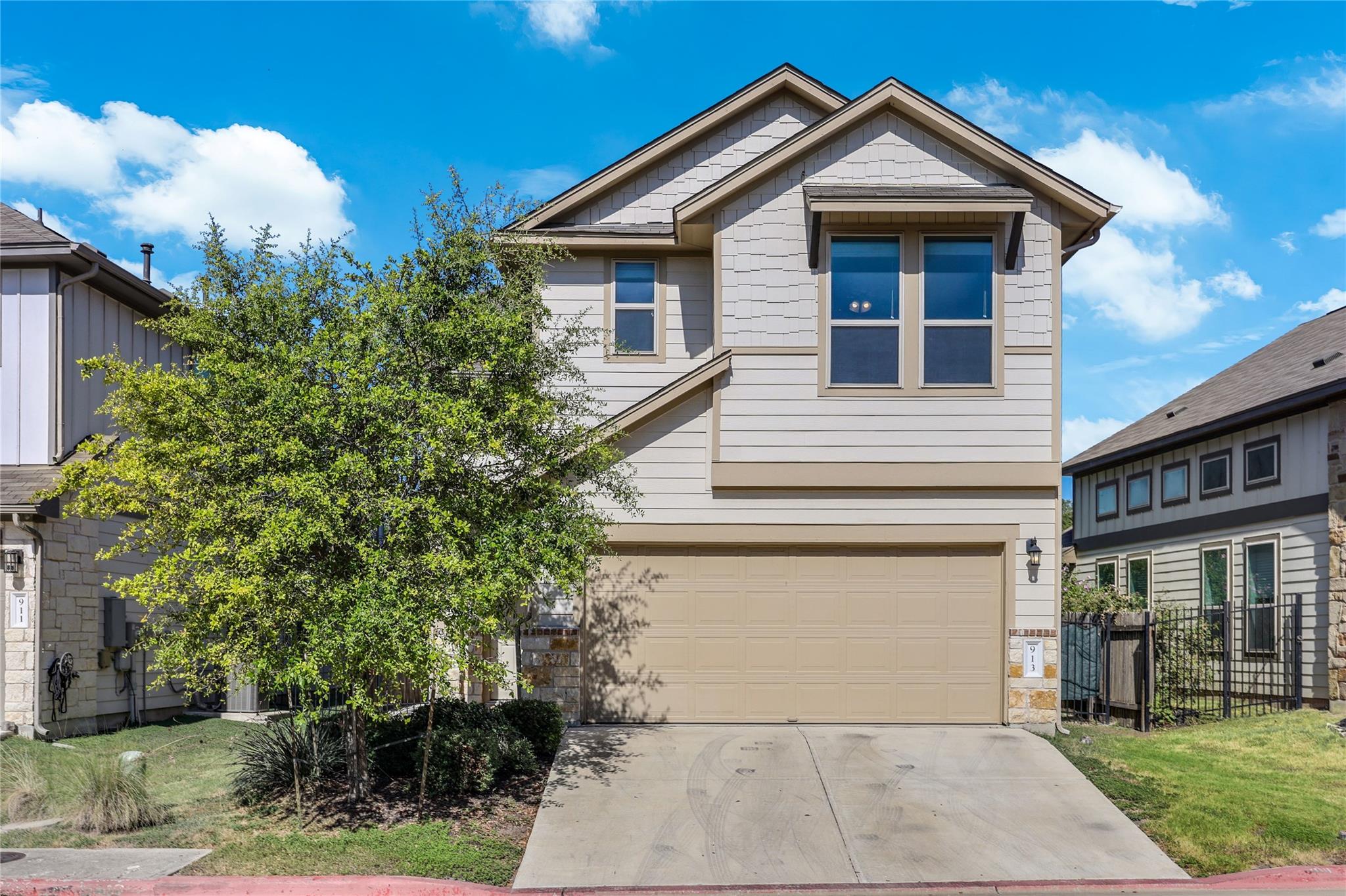 Listing photo 1 of 913  Boatswain Way