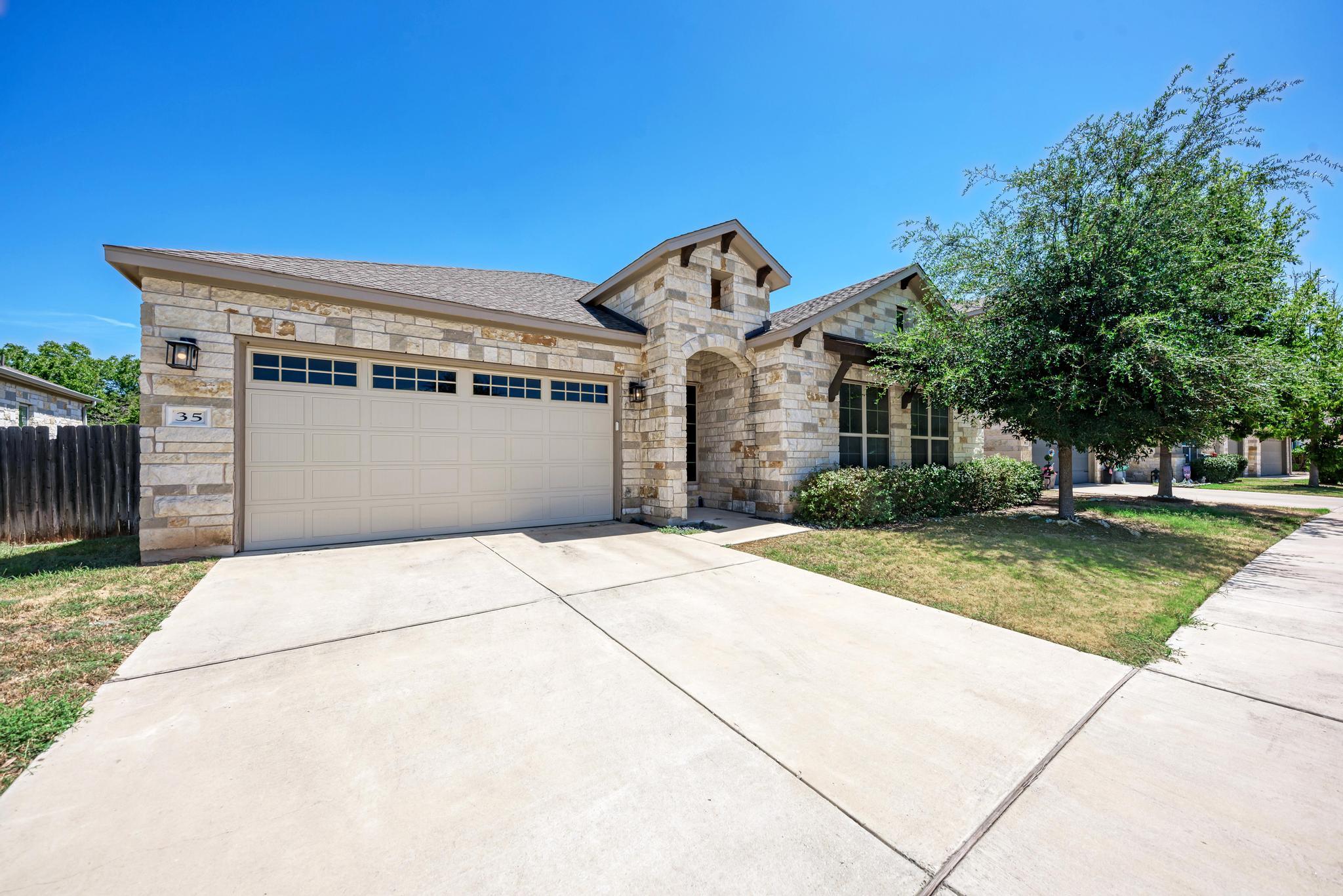 Listing photo 1 of 3750 E Palm Valley Blvd  #35