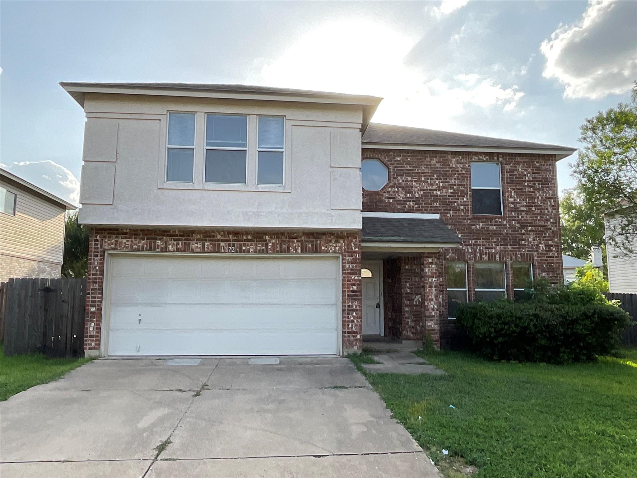 Listing photo 1 of 1172  Southern Pl