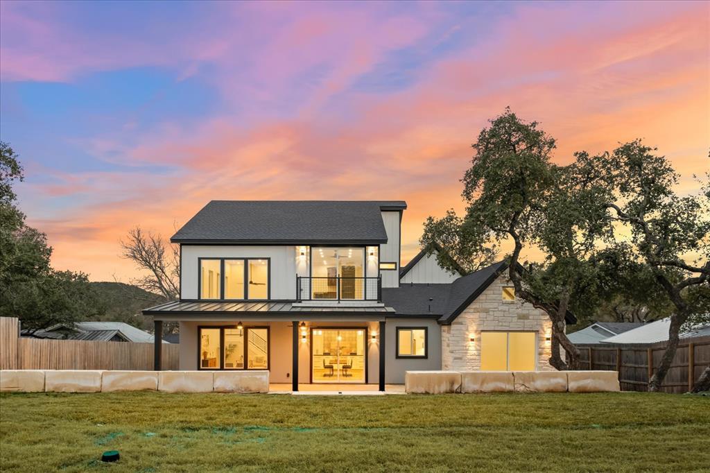 Listing photo 1 of 14804  Arrowhead Dr  #1