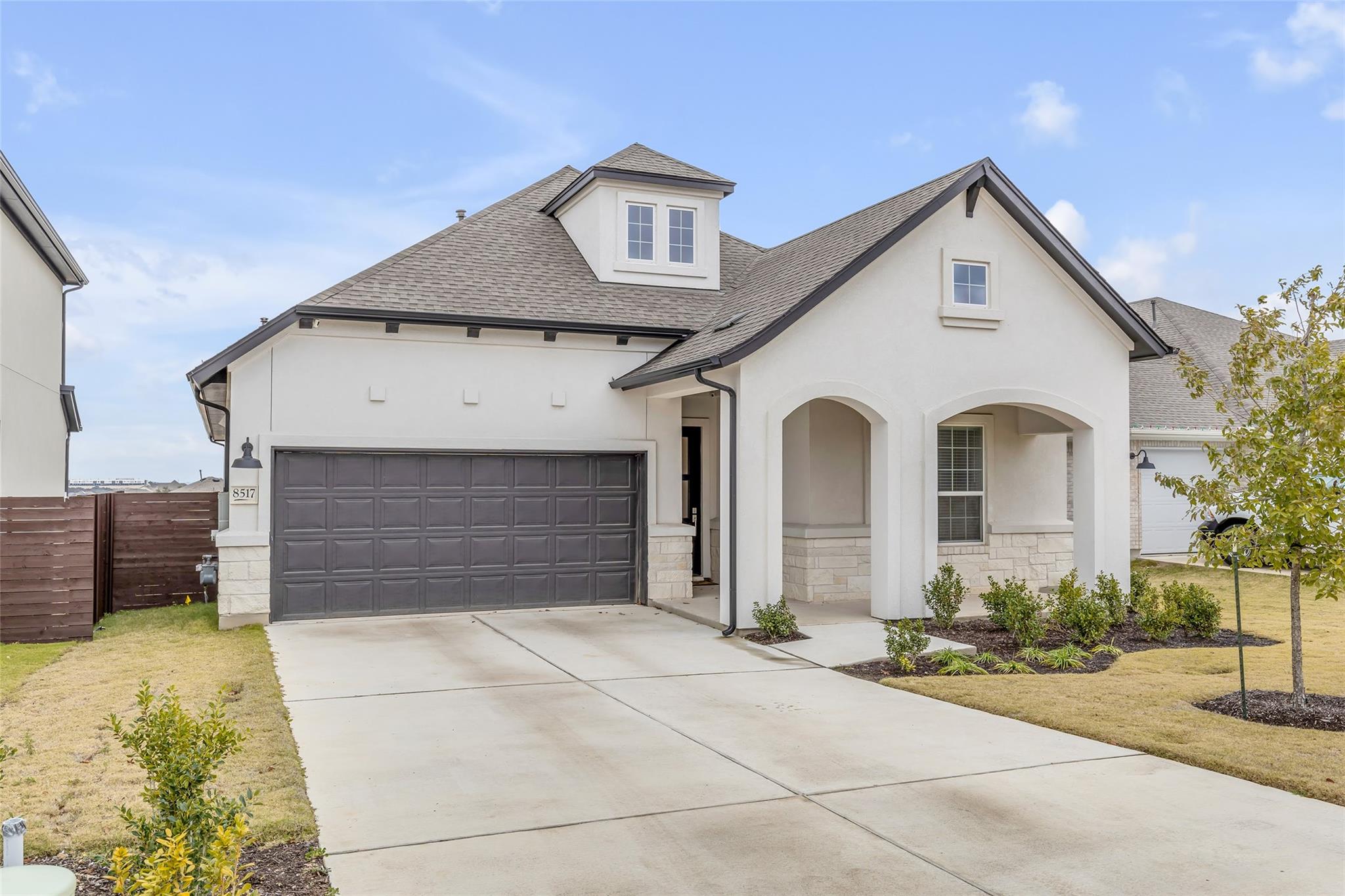 Listing photo 1 of 8517  Grenadier Dr