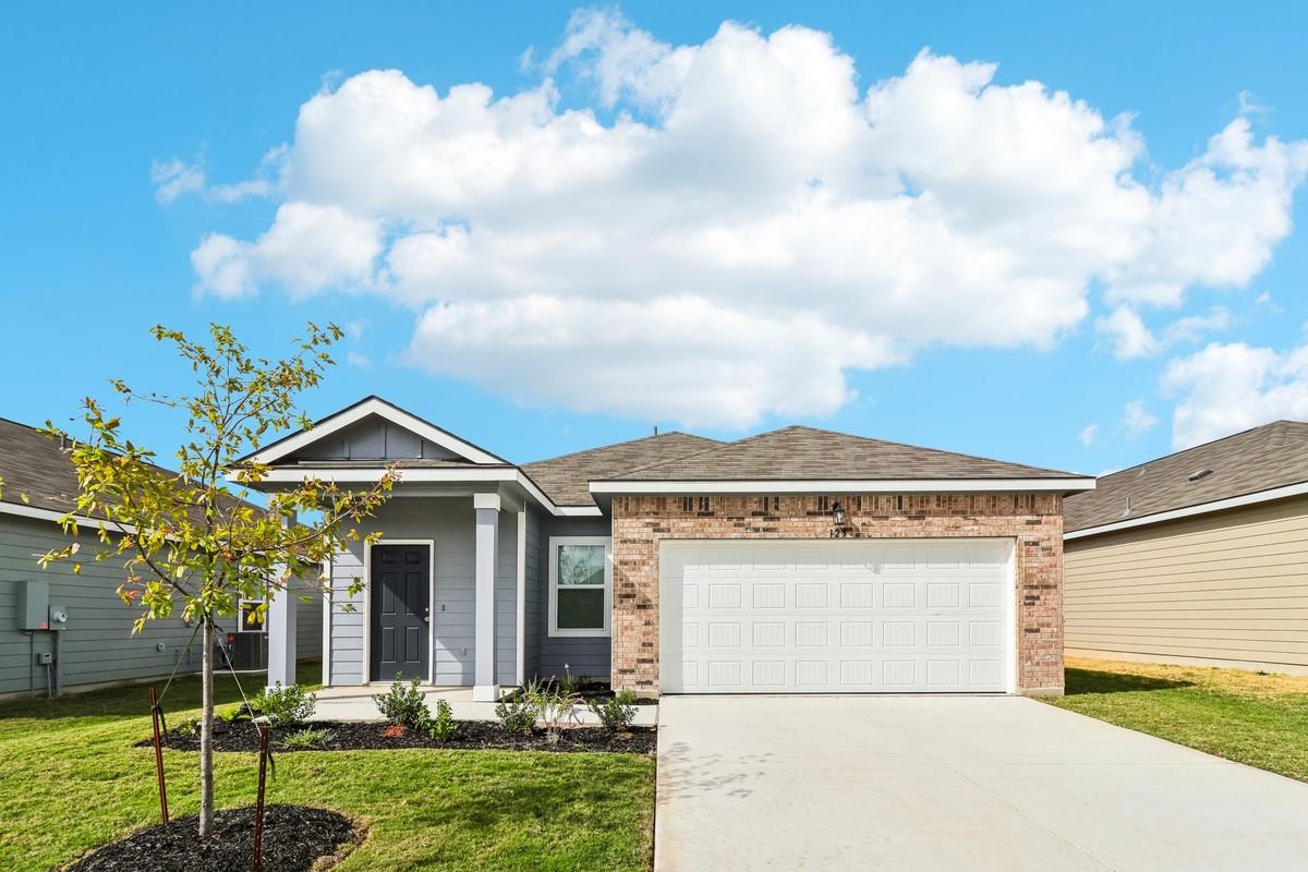 Listing photo 1 of 12901  Kentucky Warbler Dr