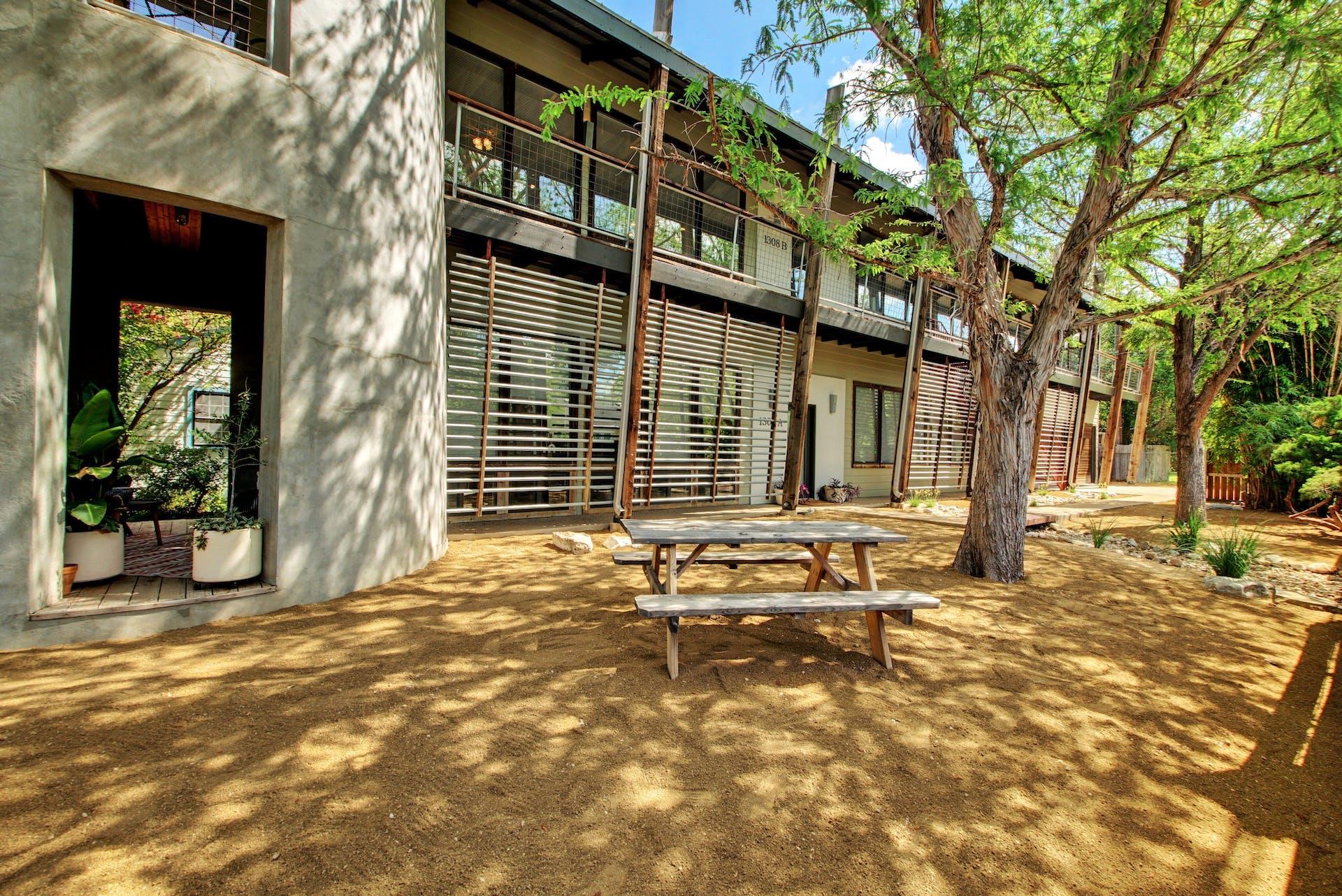 Listing photo 1 of 1308 W North Loop Blvd W #B