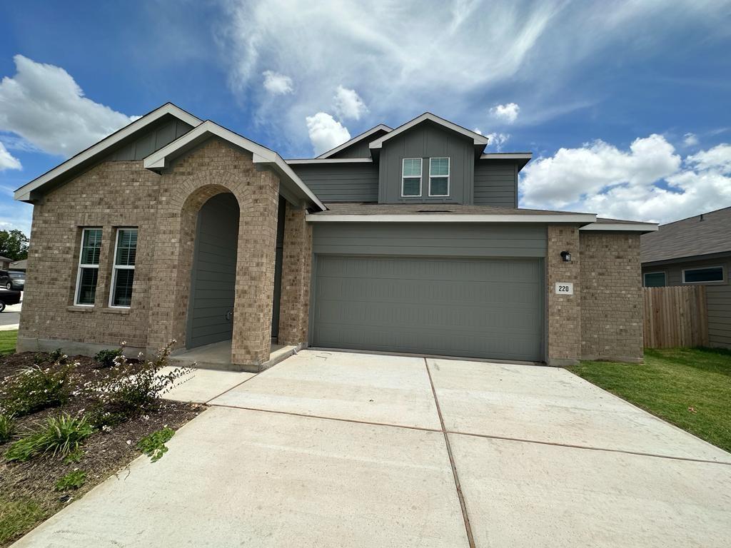 Listing photo 1 of 220  river rise Rd