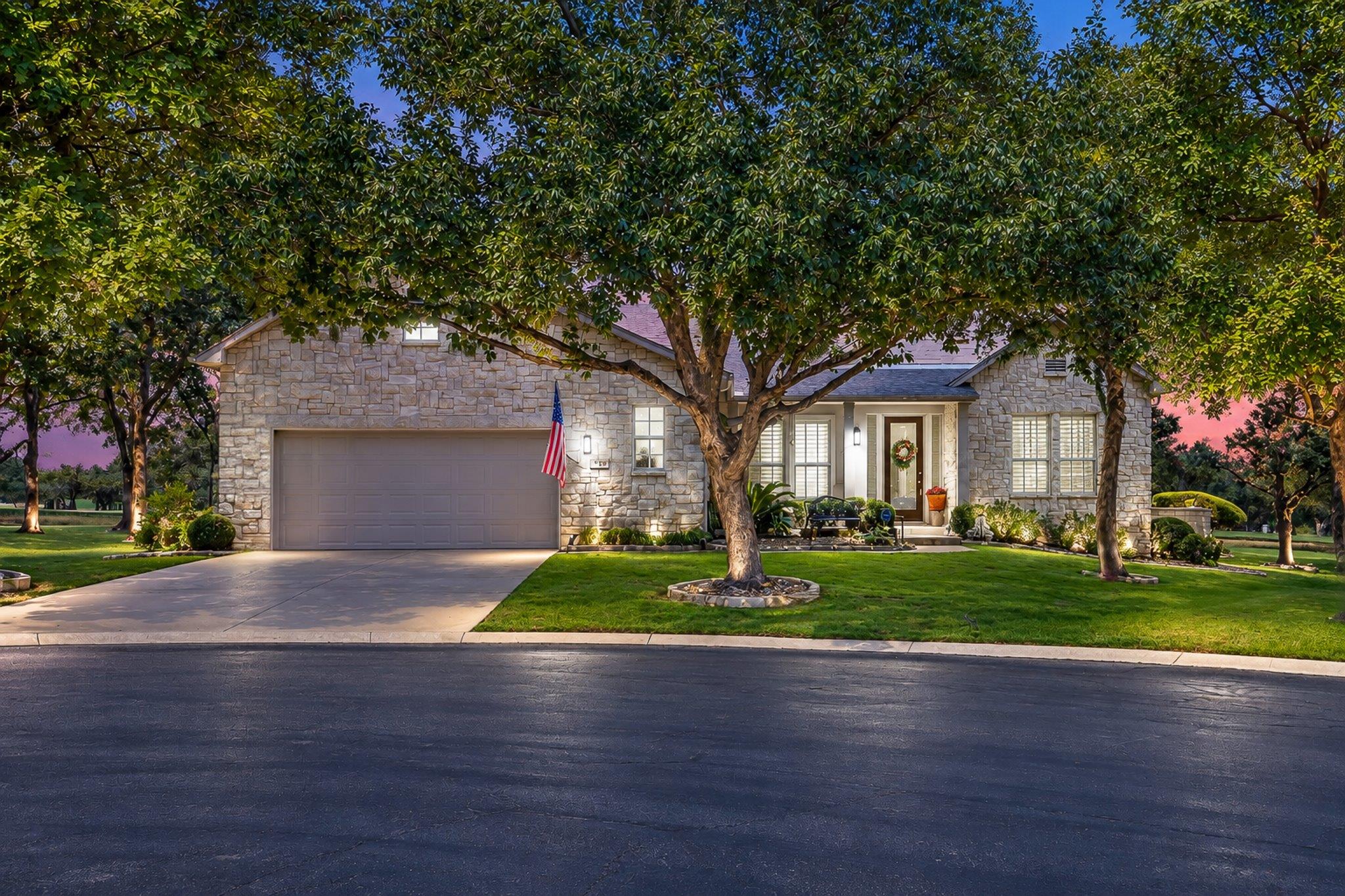 Listing photo 1 of 112  Blue Sky Ct