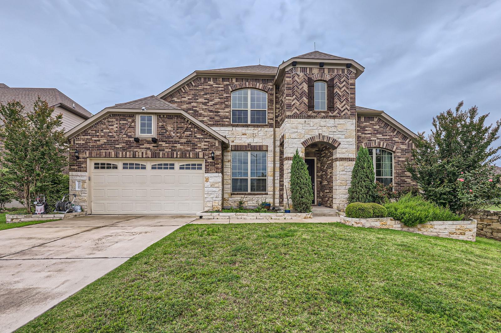 Listing photo 1 of 10107  Ida Grove Ln