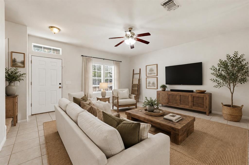 Listing photo 1 of 36  Deer Ridge Rd