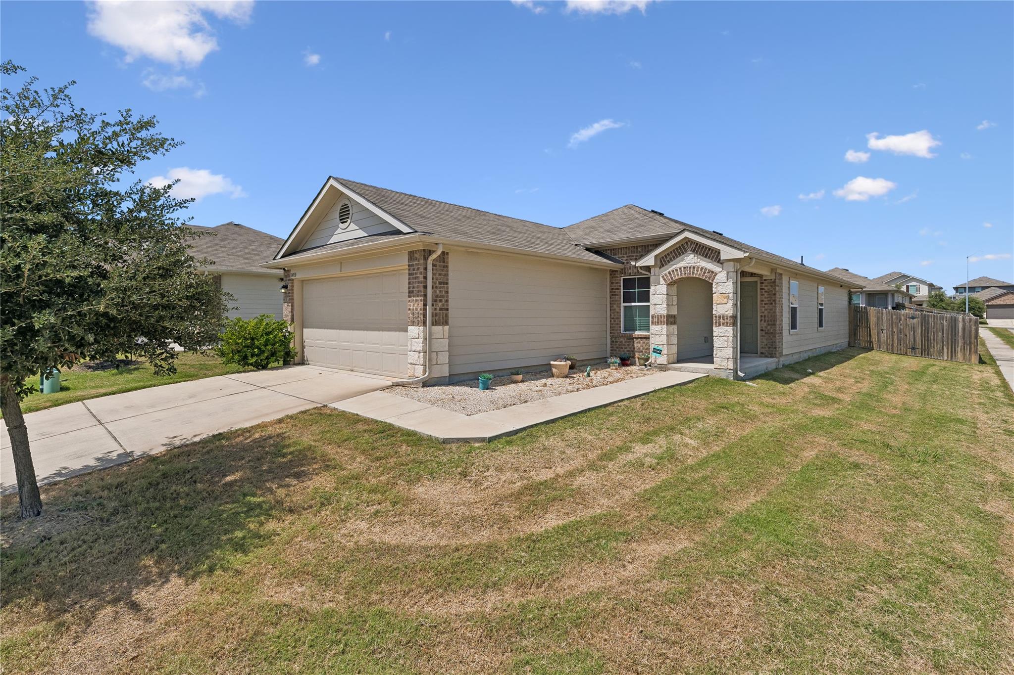 Listing photo 1 of 14930  Gypsum Mill Rd