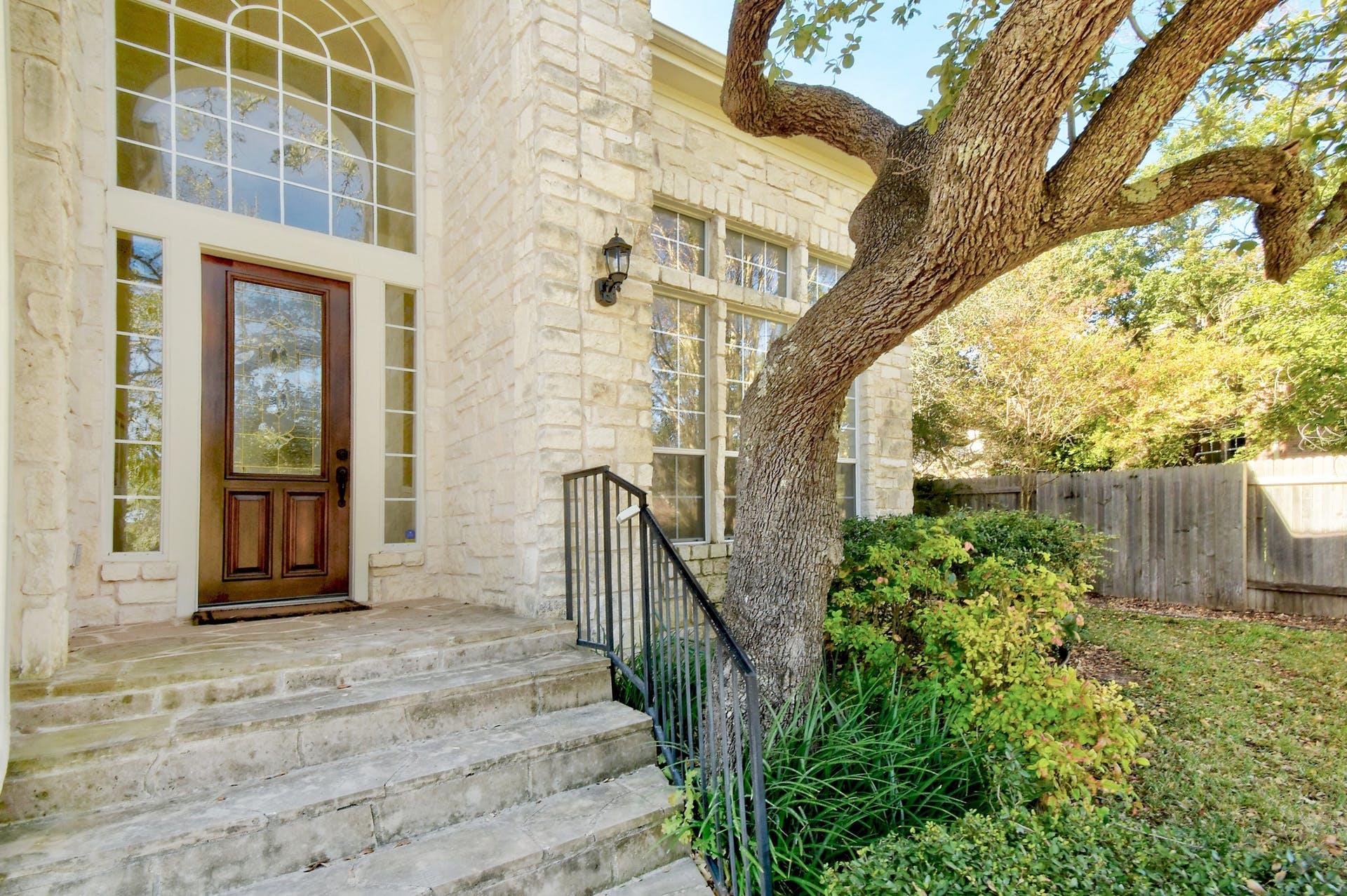 Listing photo 1 of 9704  Cinnabar Trl