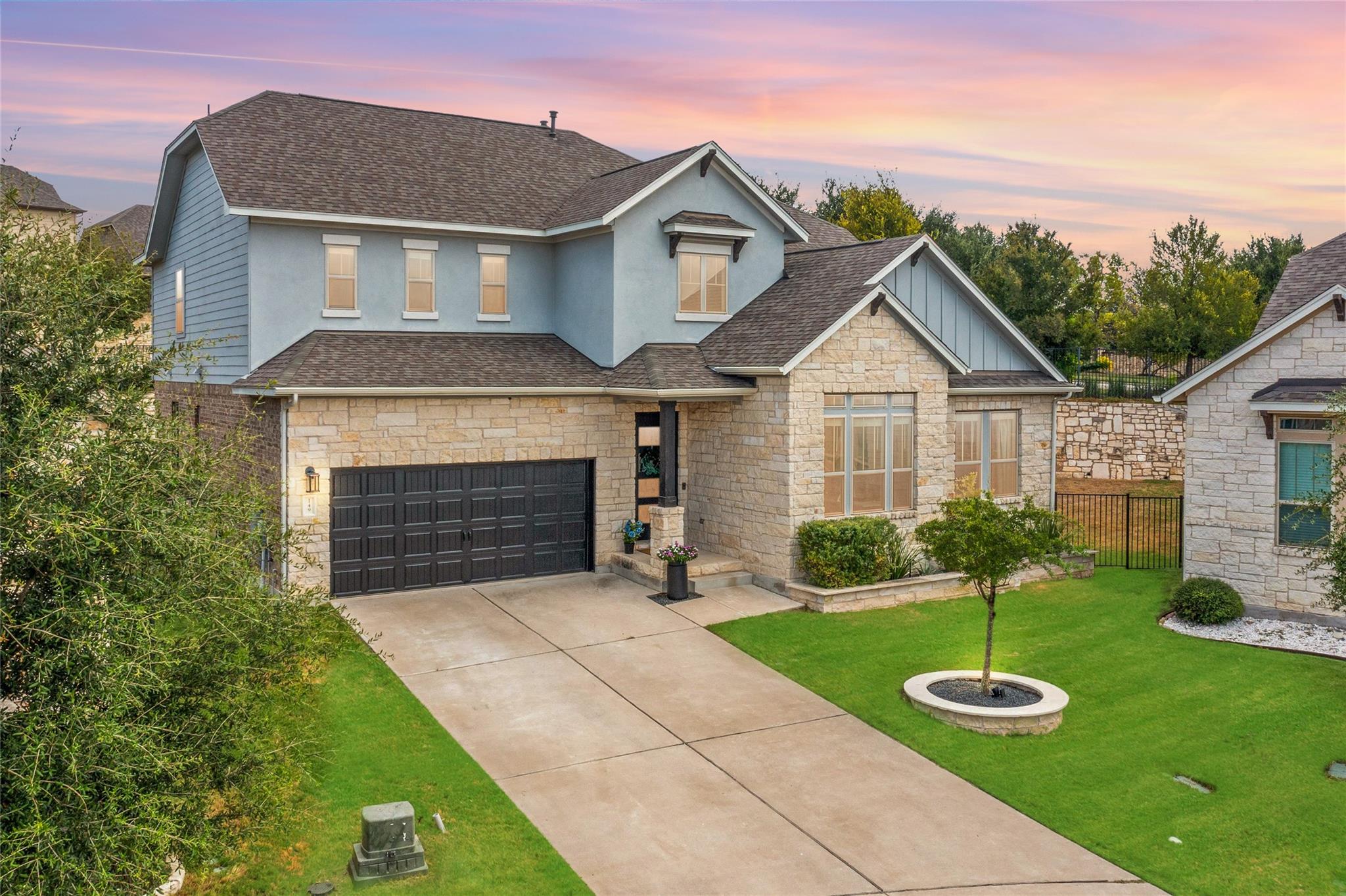 Listing photo 1 of 149  Autumn Wood Ln