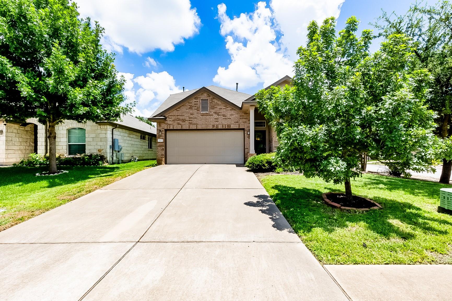 Listing photo 1 of 11101  Wyola Bnd