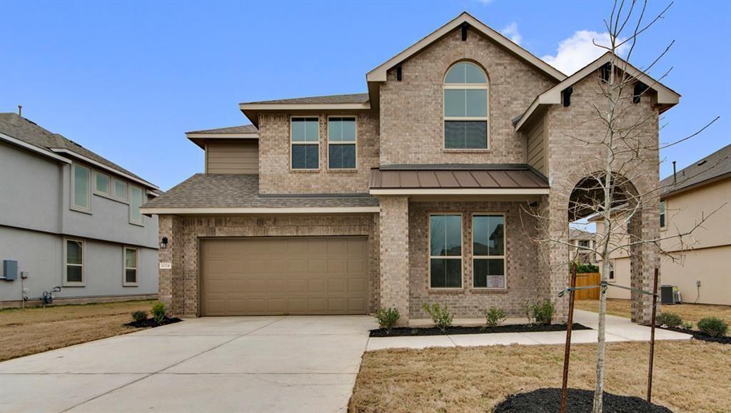 Listing photo 1 of 1024  Peregrine Way