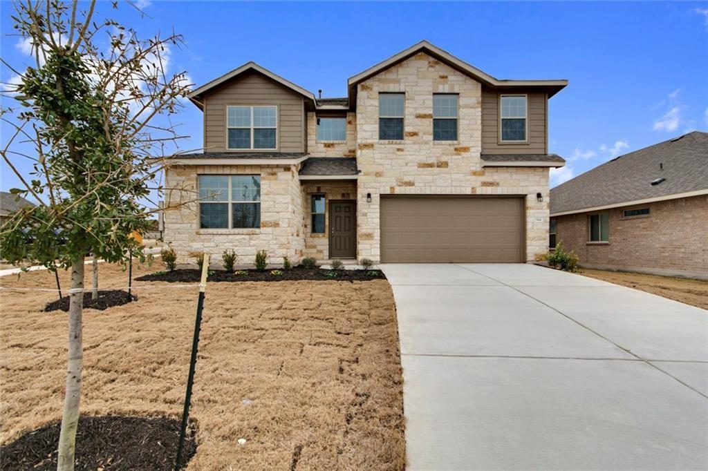 Listing photo 1 of 944  Palo Duro Loop