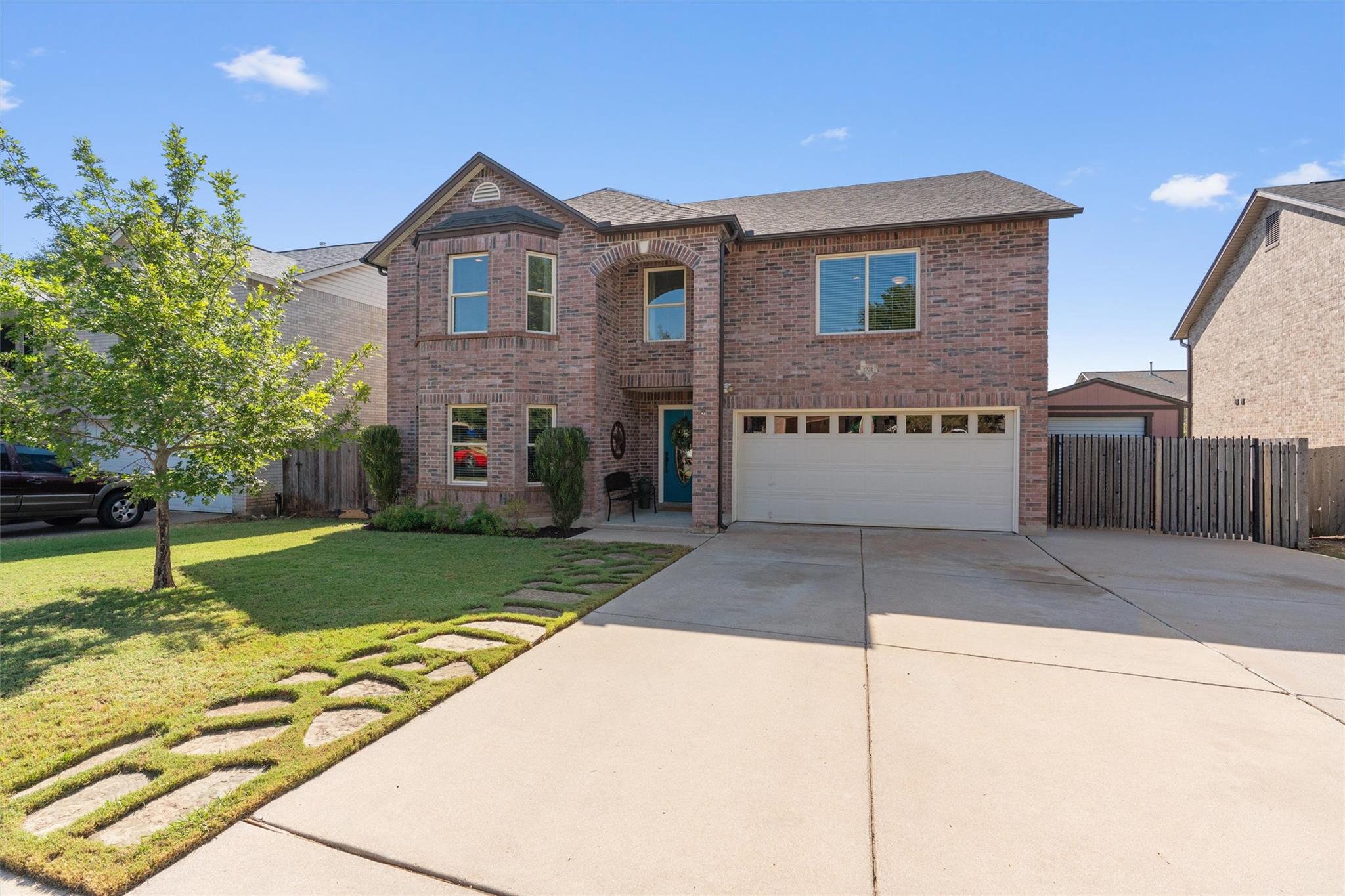 Listing photo of 1702  Chalk Cv