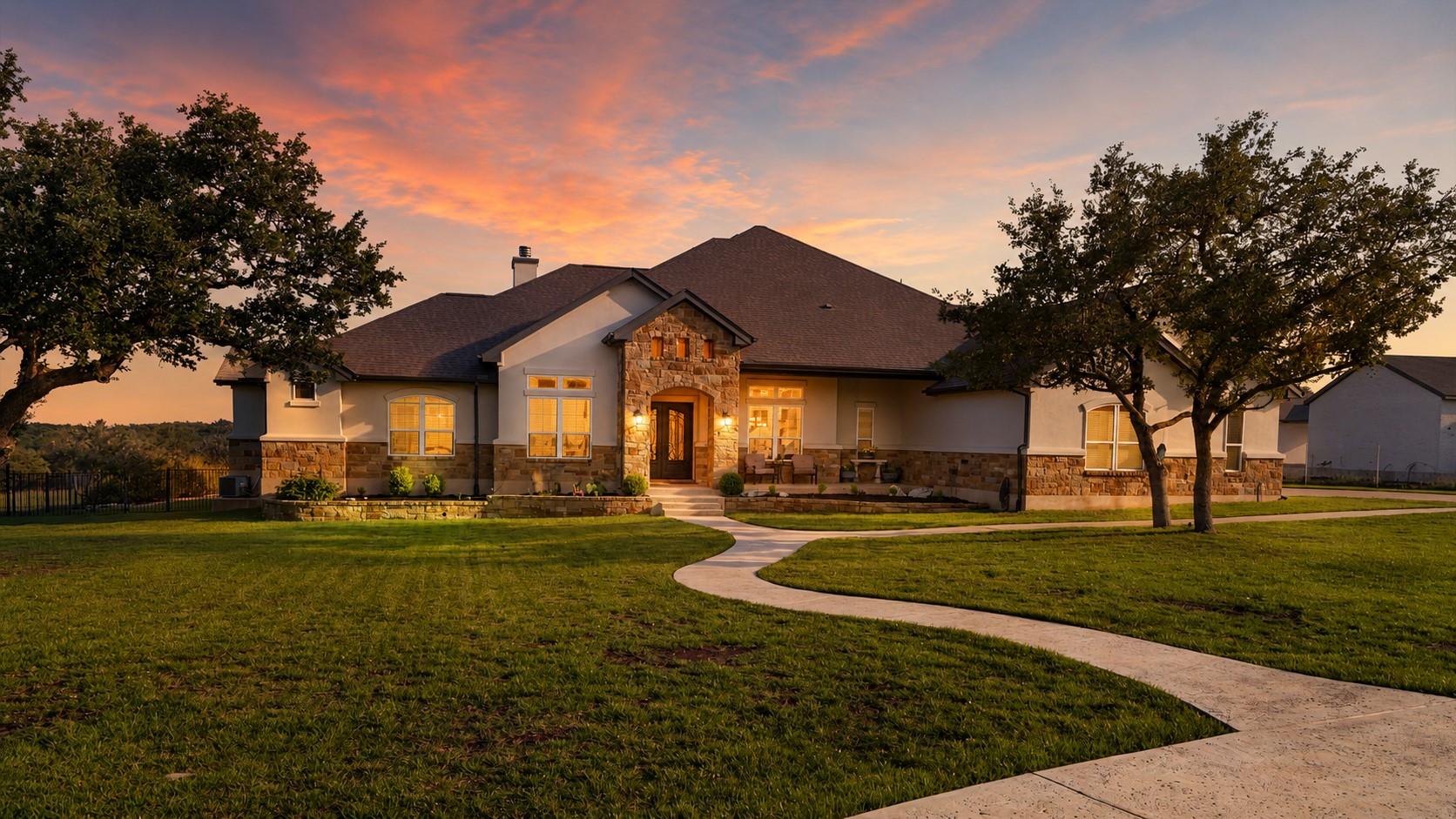 Listing photo 1 of 104  Highland Spring Ln