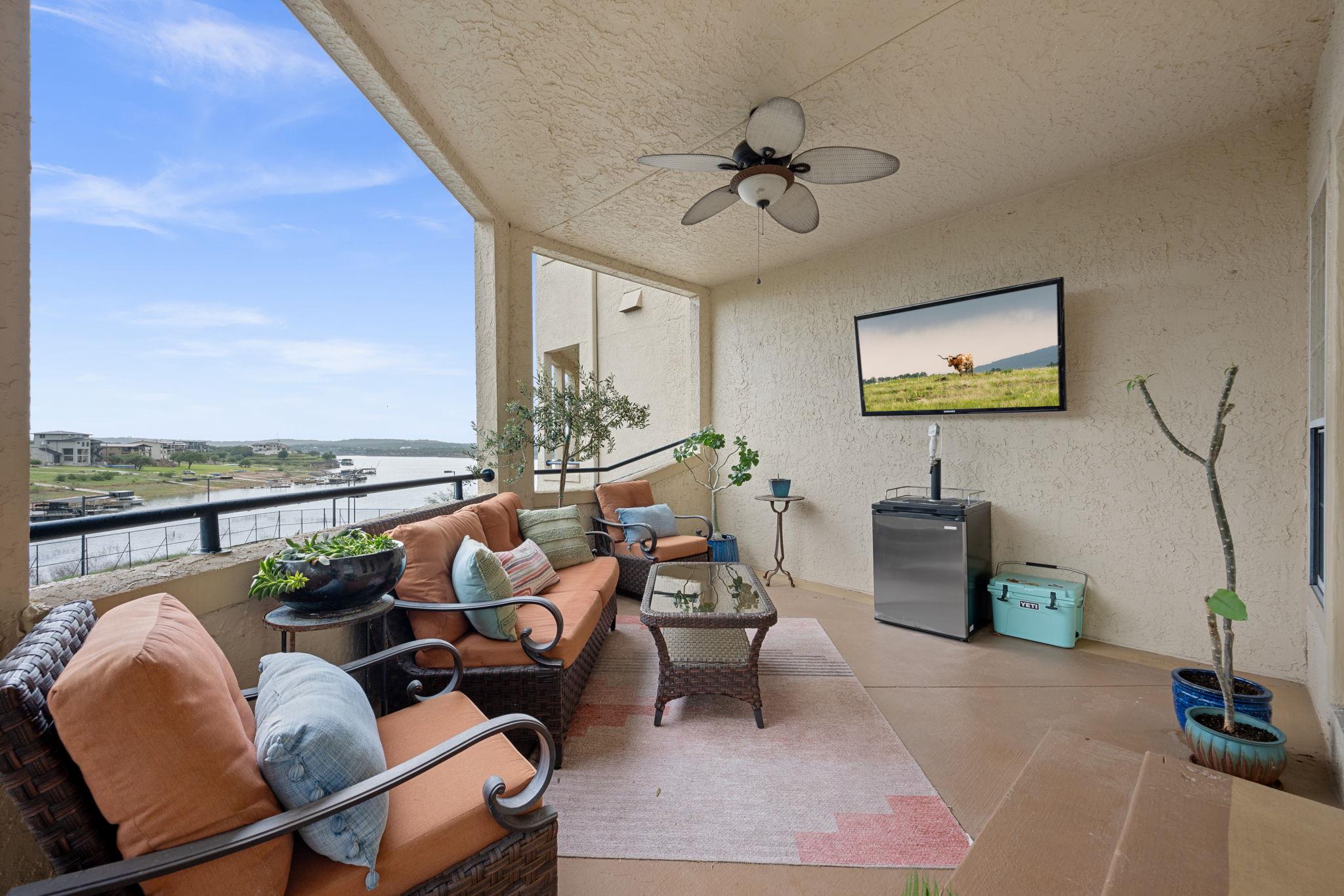 Listing photo 1 of 3404  American Dr  #3111