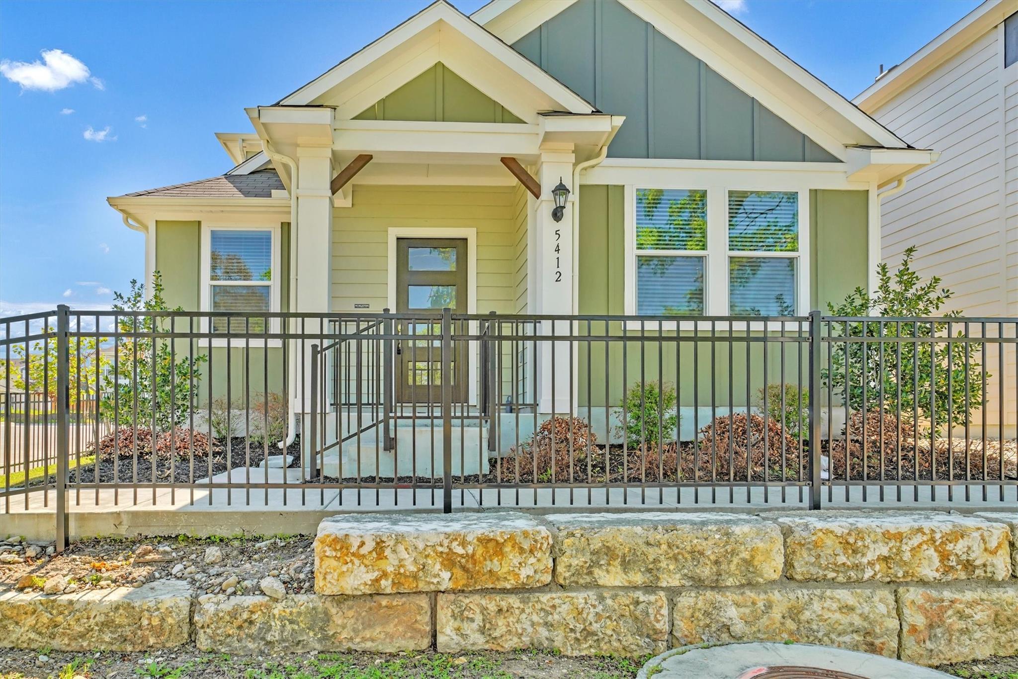 Listing photo 1 of 5412  Golden Canary Ln