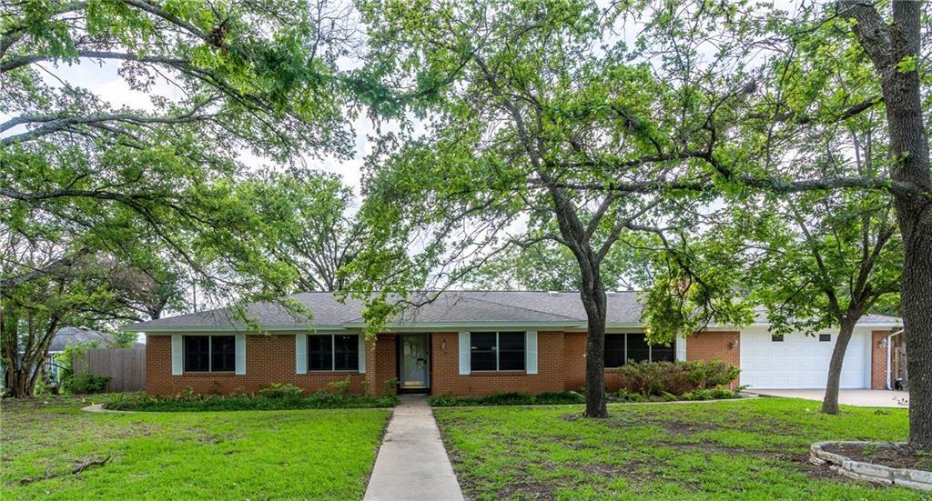 Listing photo 1 of 12504  Silver Spur Rd