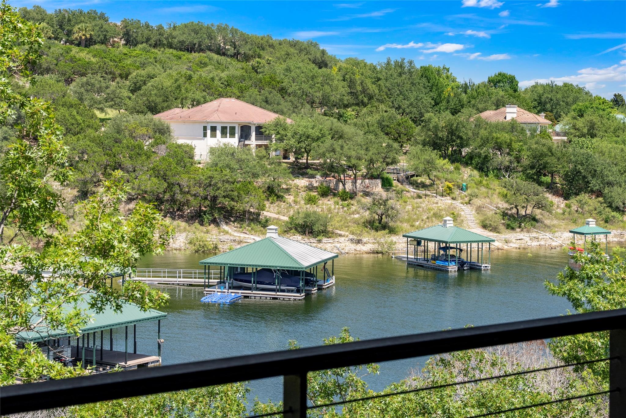 Listing photo 1 of 1101  Ivean Pearson Rd  #203