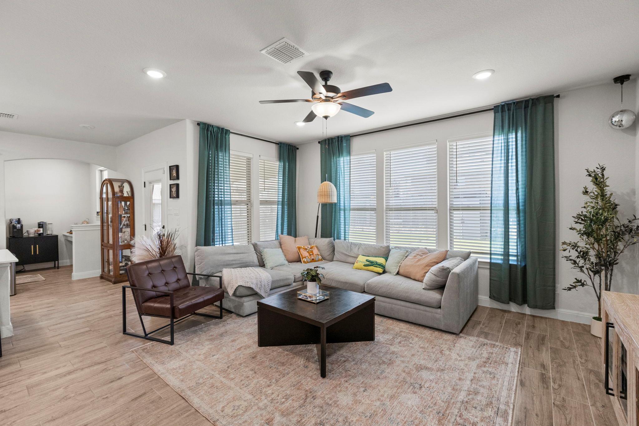 Listing photo 1 of 330  Purple Heart Dr