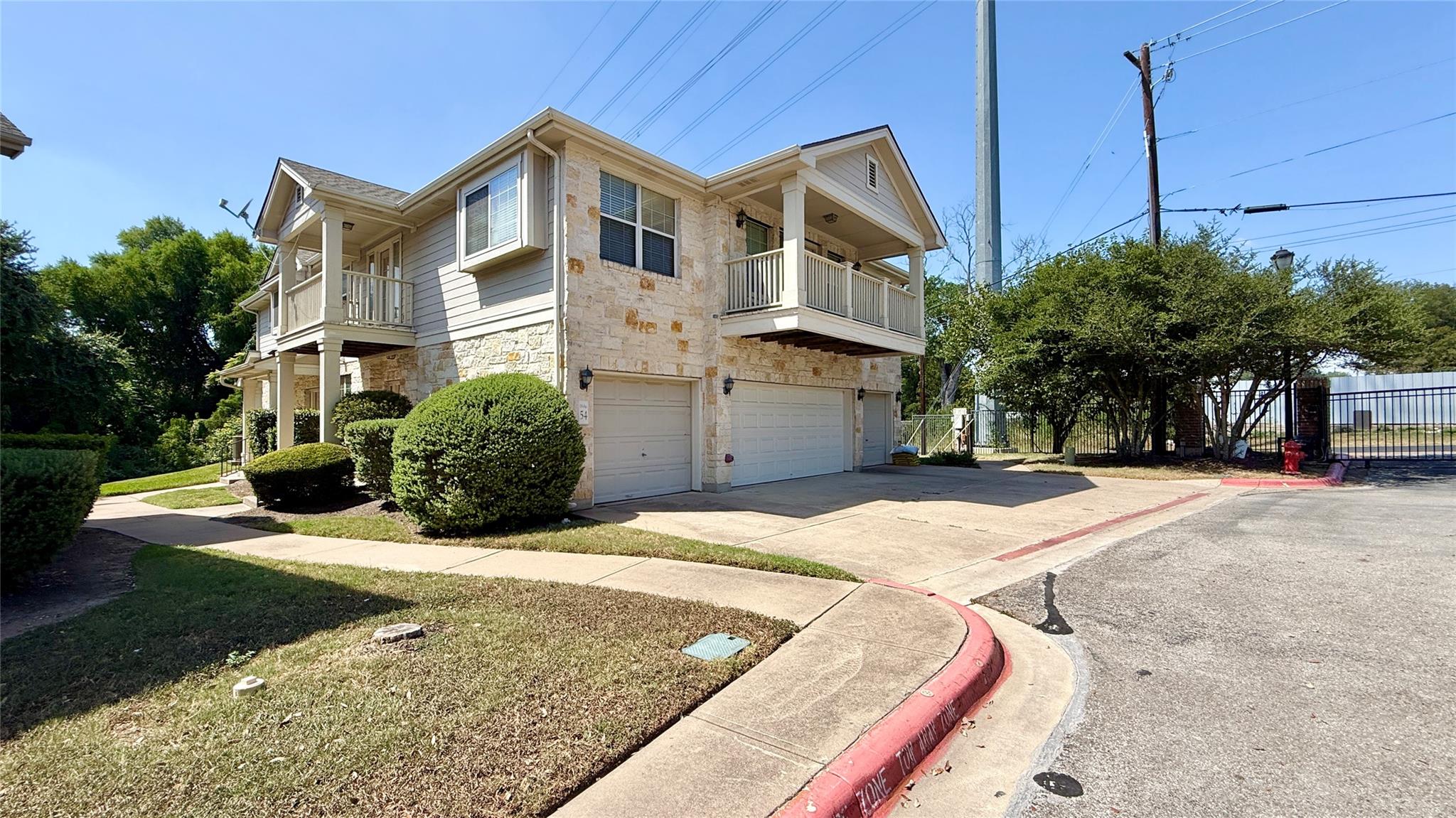 Listing photo 1 of 1900  Scofield Ridge Pkwy  #5403