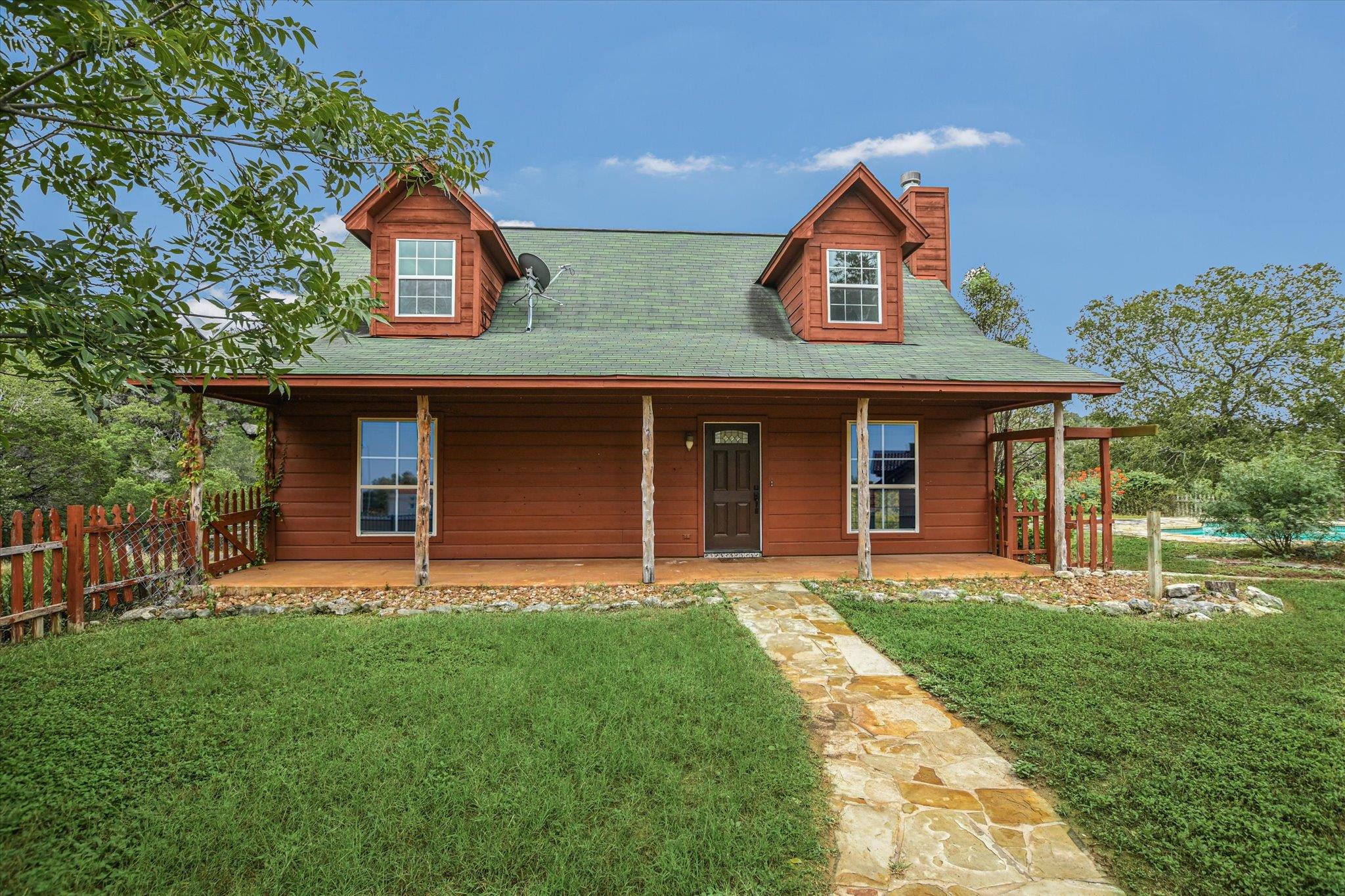 Listing photo 1 of 2355  Sandy Point Rd