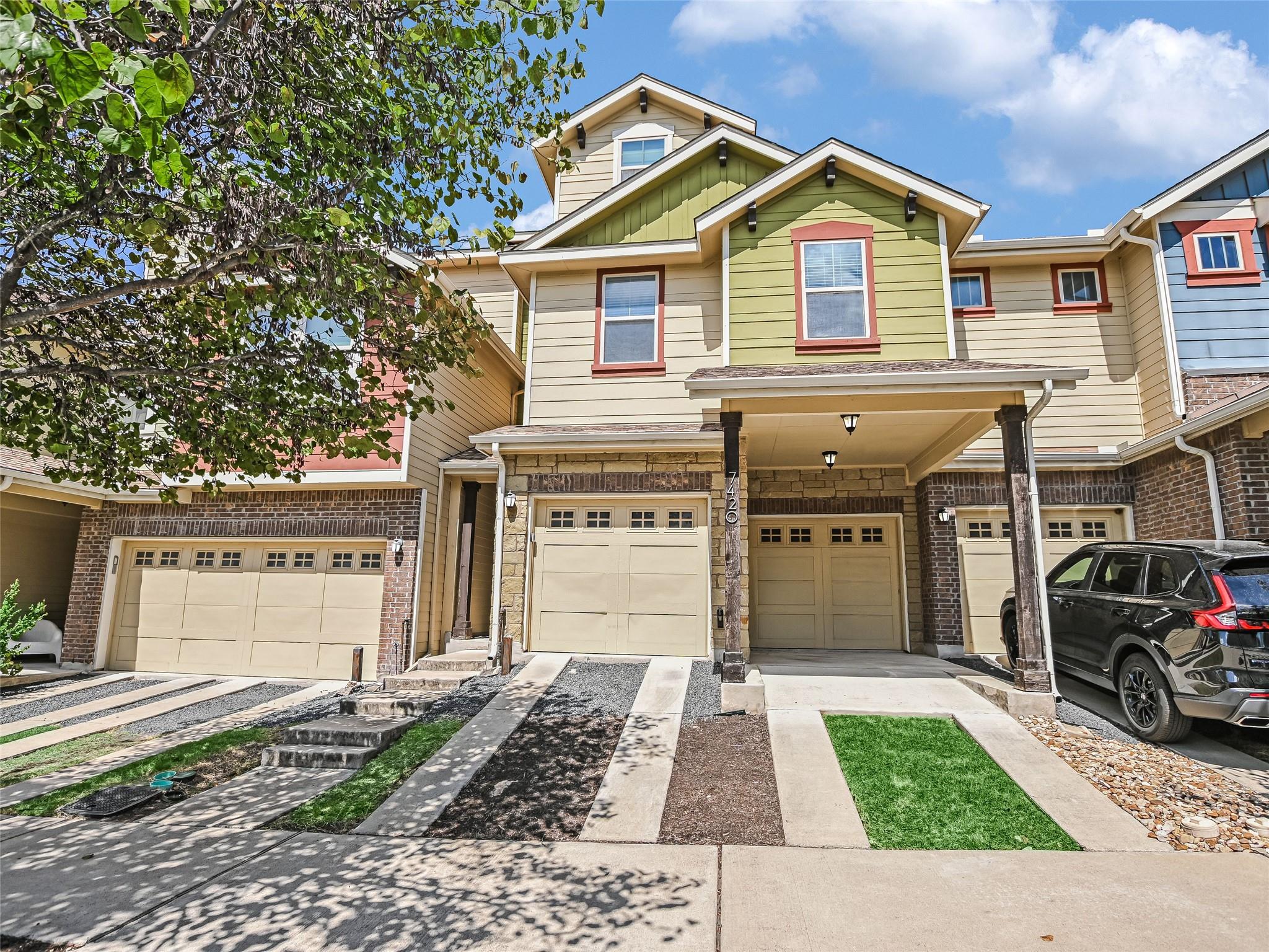Listing photo 1 of 7420  Easy Wind Dr