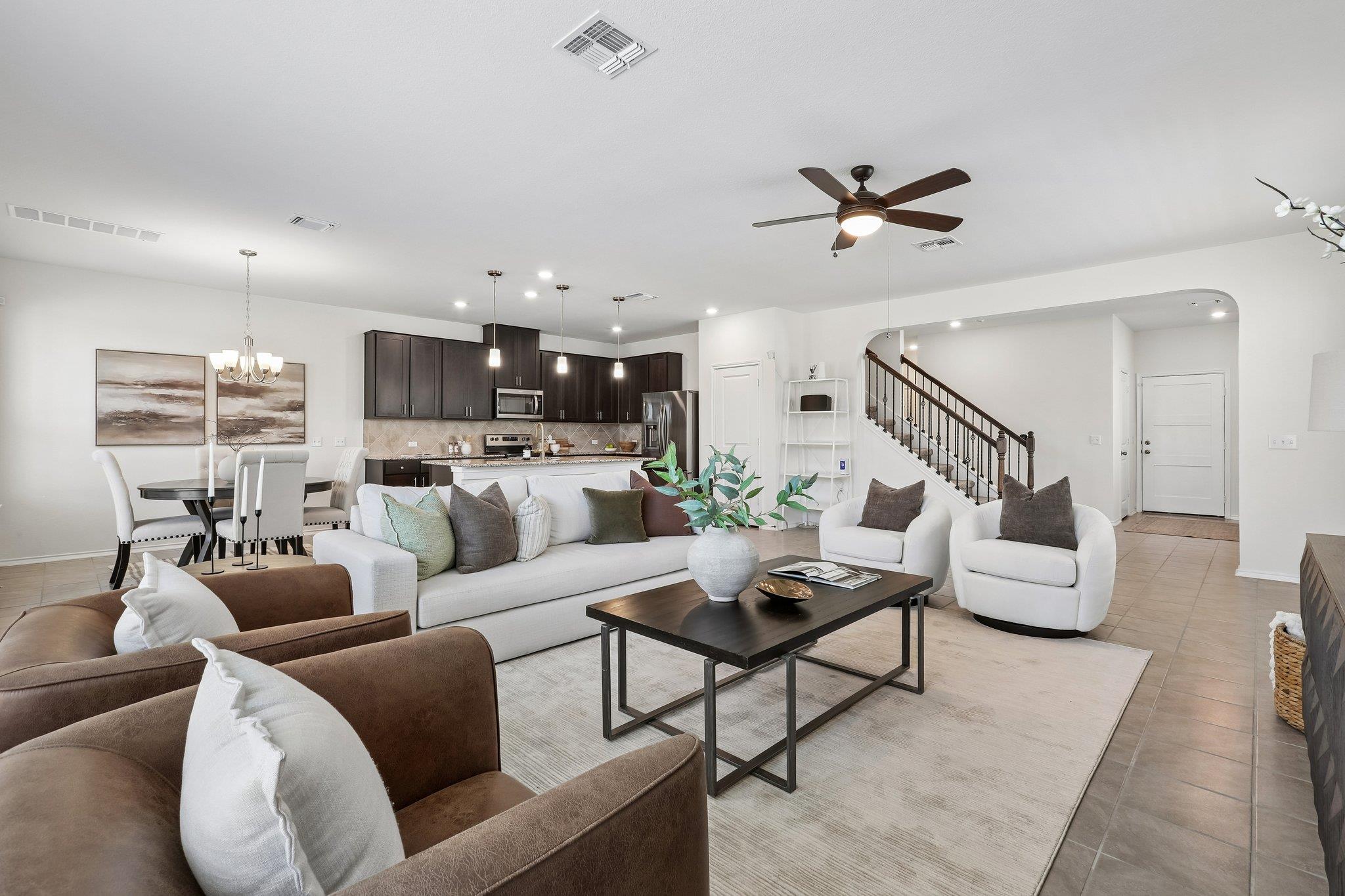 Listing photo 1 of 4612  Syndicate Rd