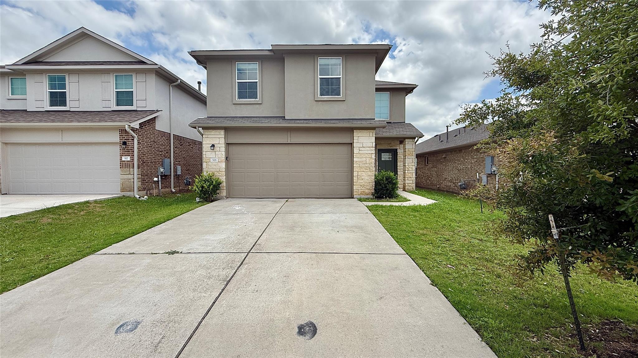 Listing photo 1 of 521  Otto Ave