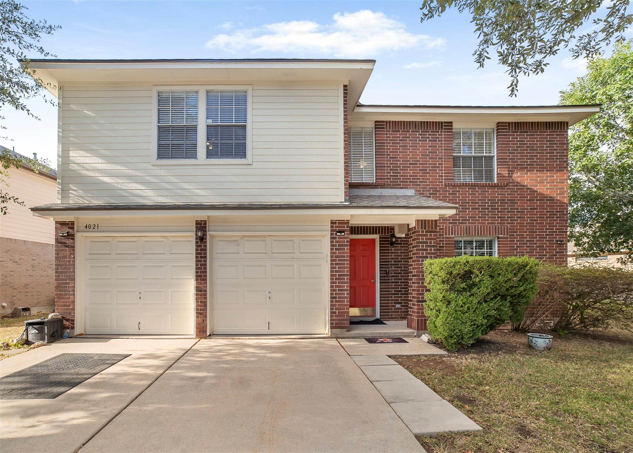 Listing photo 1 of 4021  CARGILL Dr