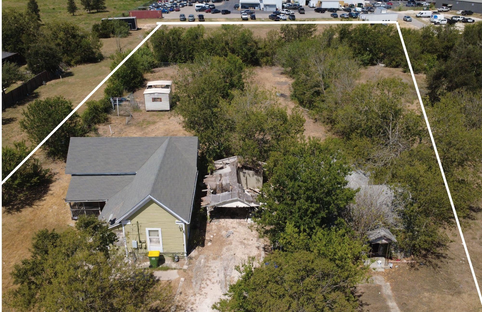 An aerial perspective outlines the property bound