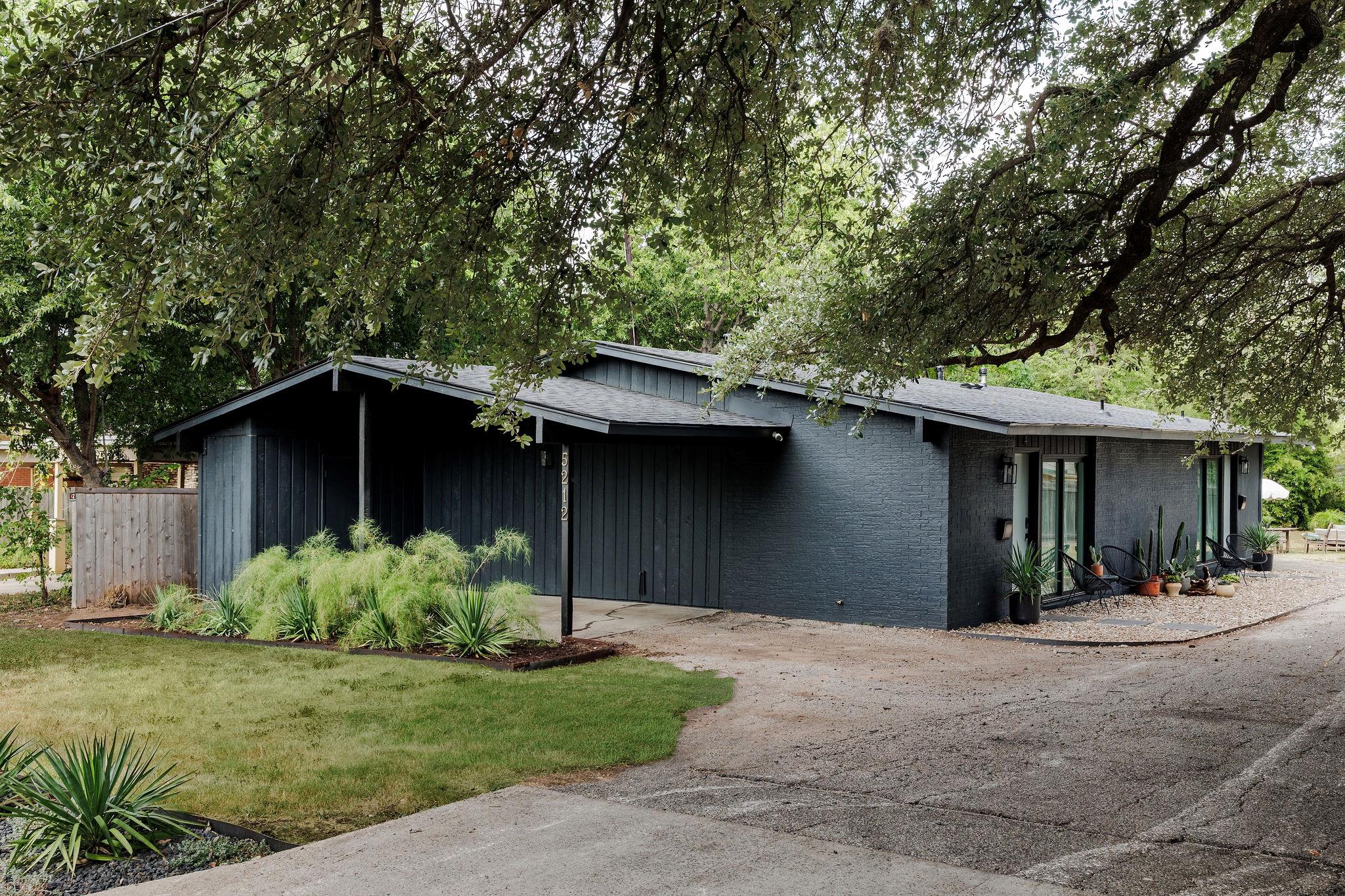 Listing photo 1 of 5212  Woodrow Ave  #A, B & C