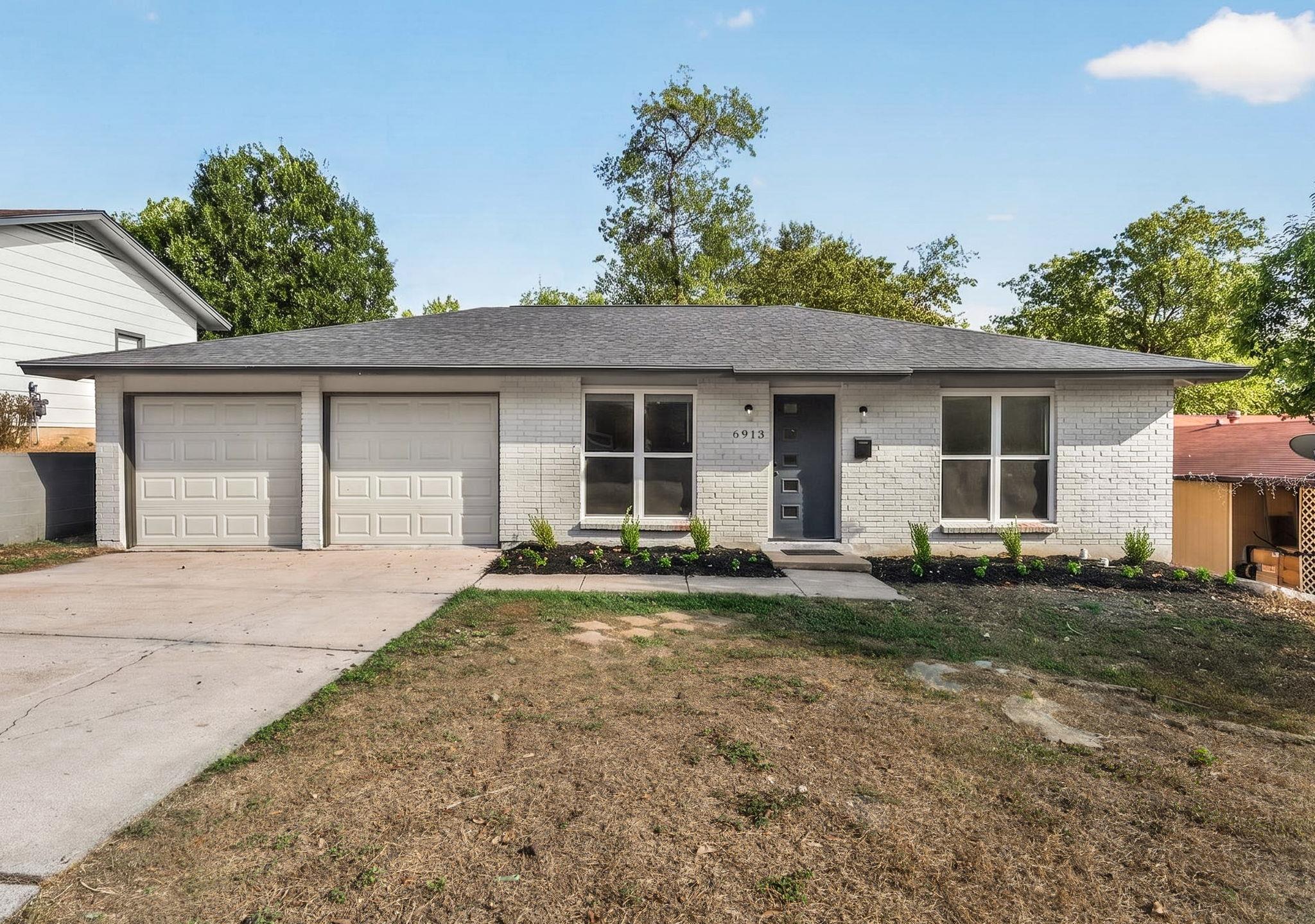 Listing photo 1 of 6913  La Salle Dr