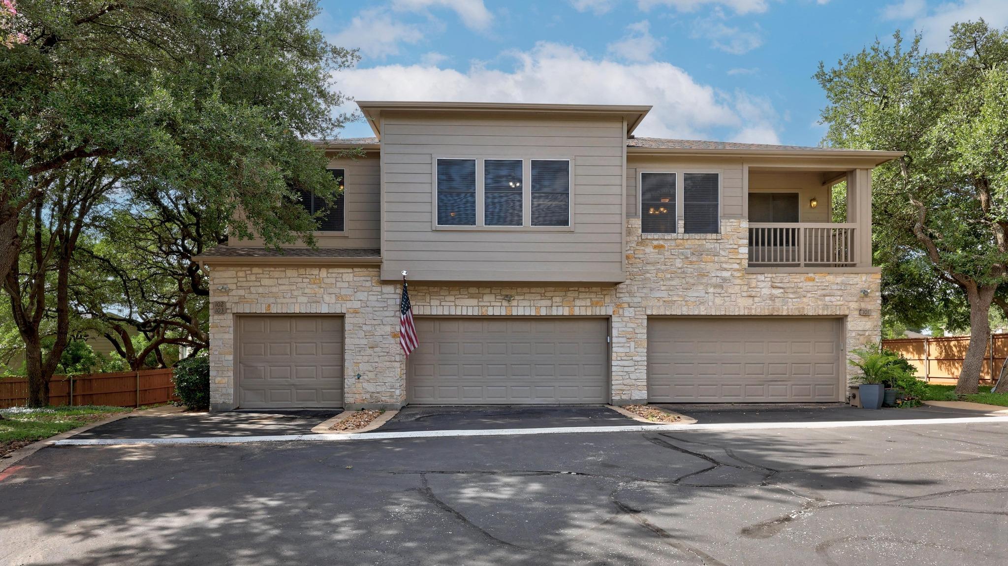 Listing photo 1 of 7501  Shadowridge Run  #102