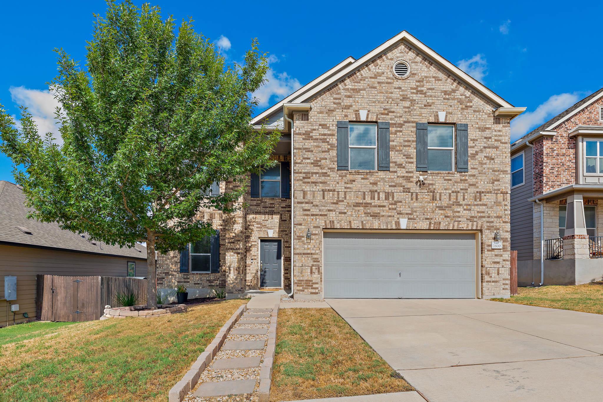 Listing photo 1 of 7800  Peccary Dr
