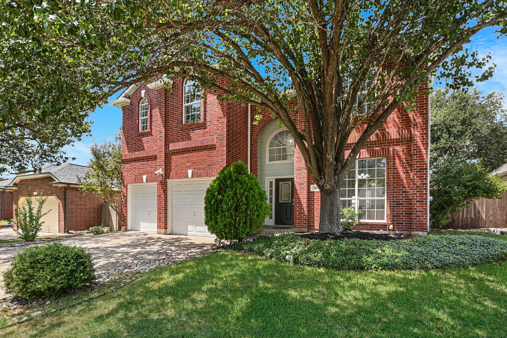 Listing photo 1 of 2103  Kimra Ln