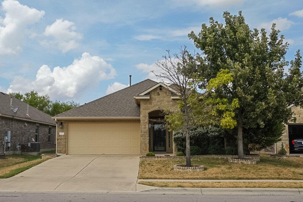 Listing photo 1 of 313  Longhorn Cavern Rd