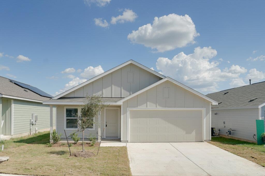 Listing photo 1 of 433  Whoopers Loop