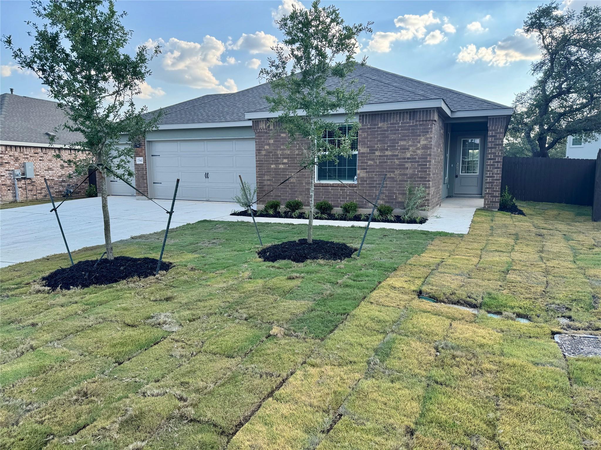 Listing photo 1 of 1541  Boggy Creek Ranch Rd