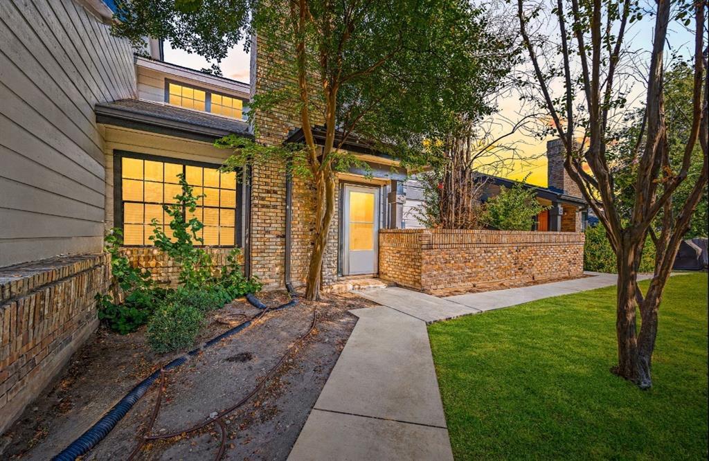 Listing photo 1 of 1748  Ohlen Rd  #42