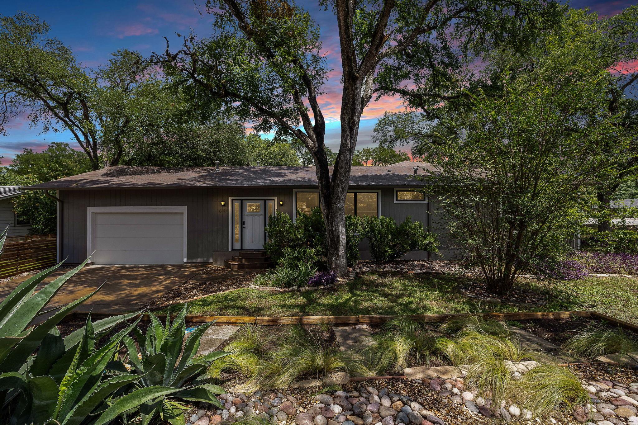 Listing photo 1 of 6101  Adalee Ave