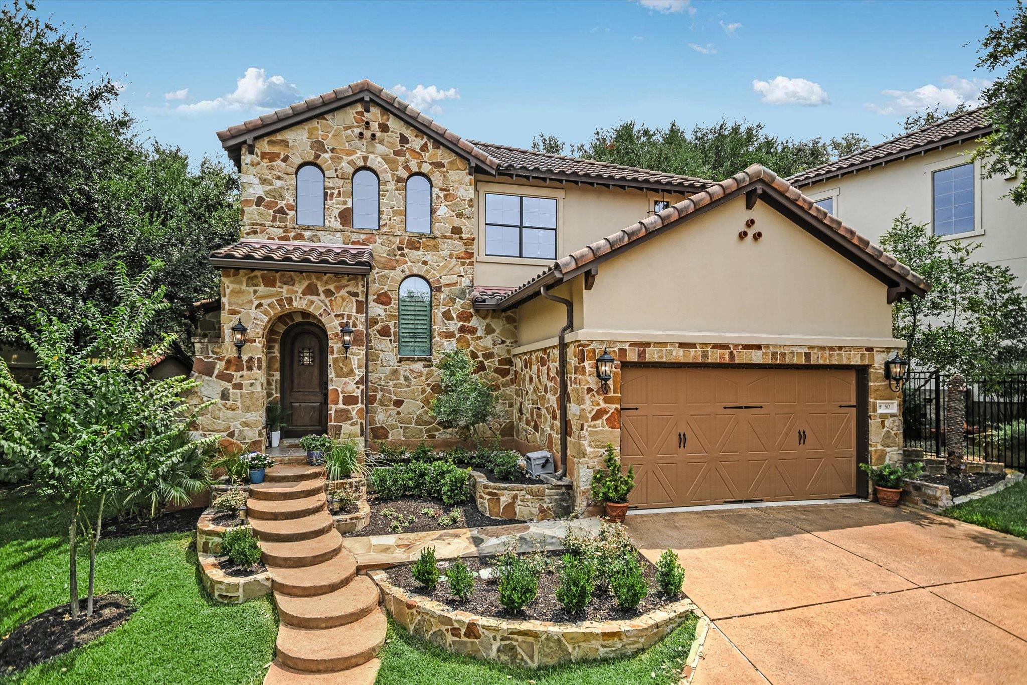 Listing photo 1 of 1036  Liberty Park Dr  #50