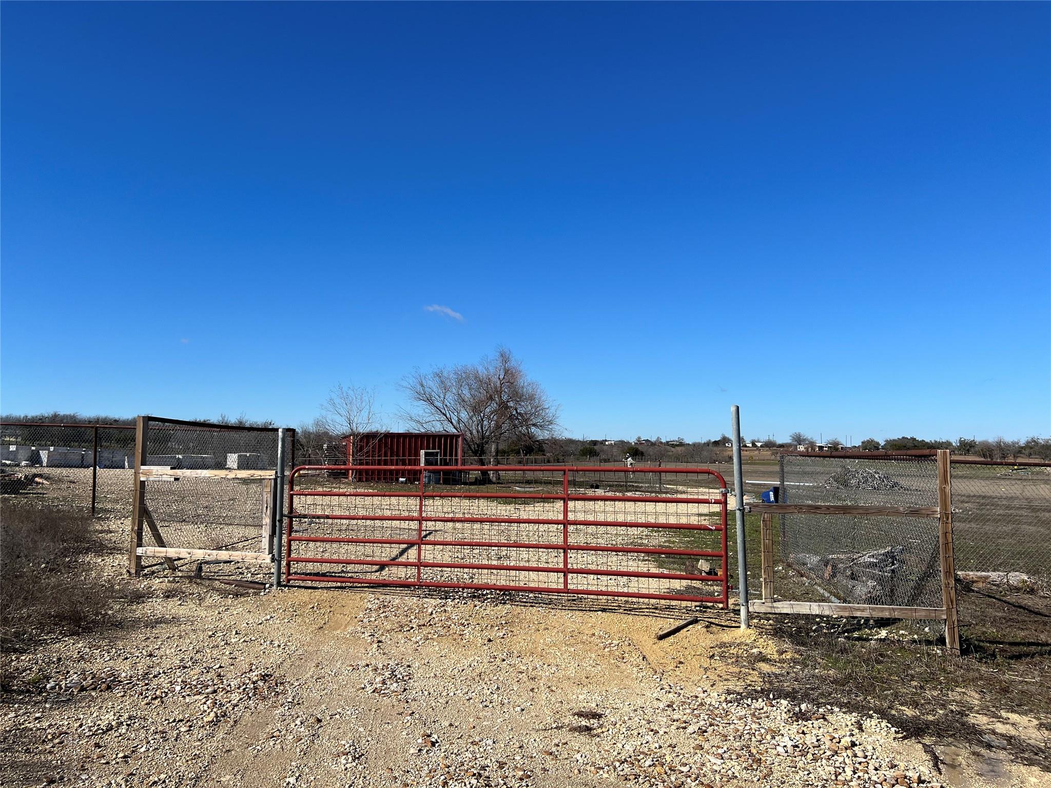 Listing photo 1 of 1300  County Road 217 None