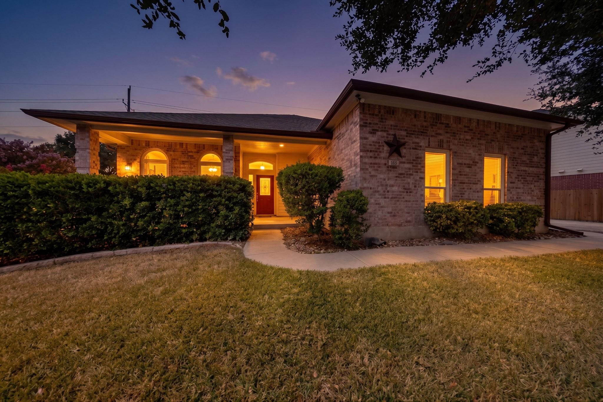 Listing photo 1 of 104  River Park Ln
