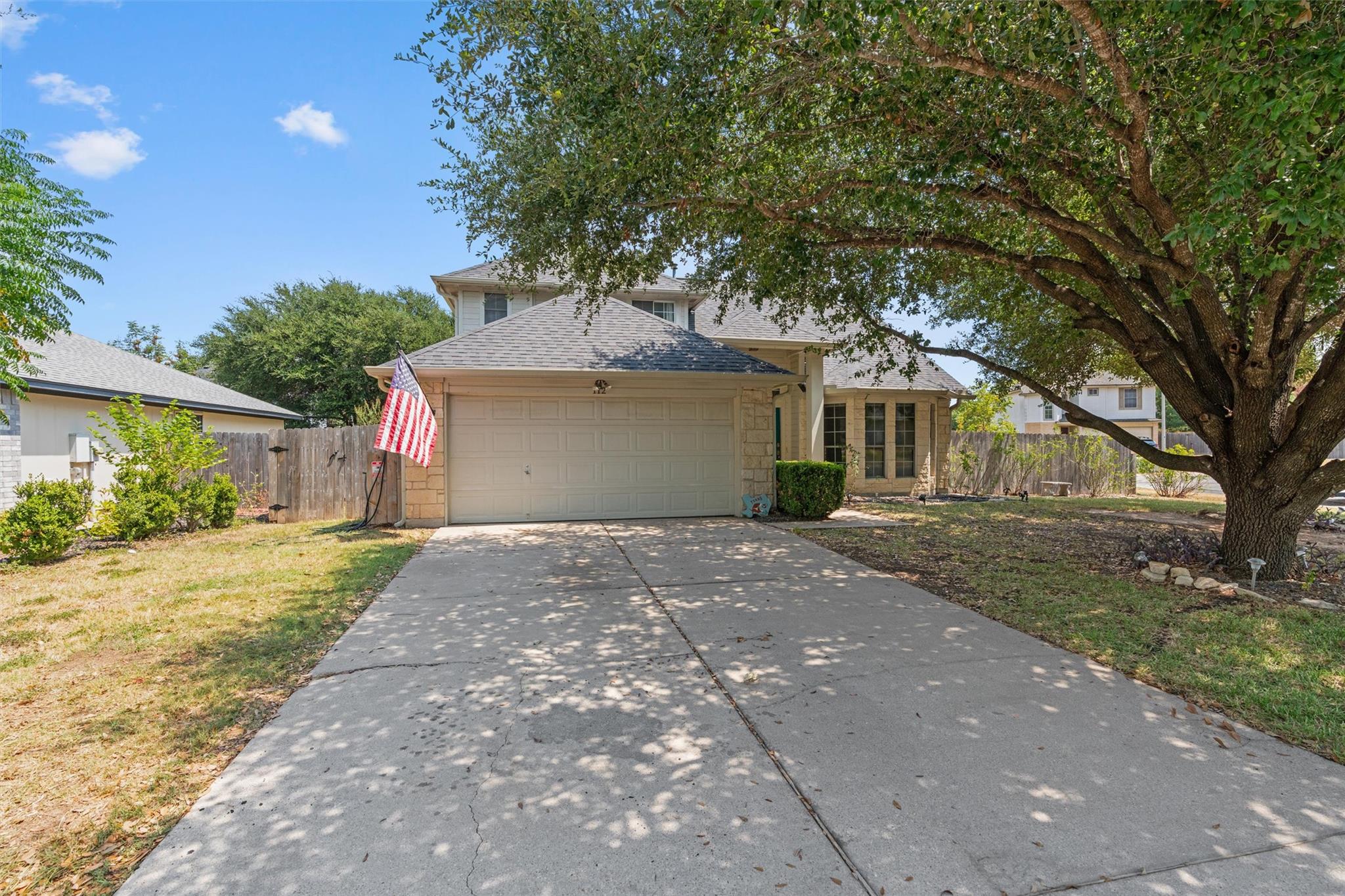 Listing photo 1 of 112  Dogwood Dr