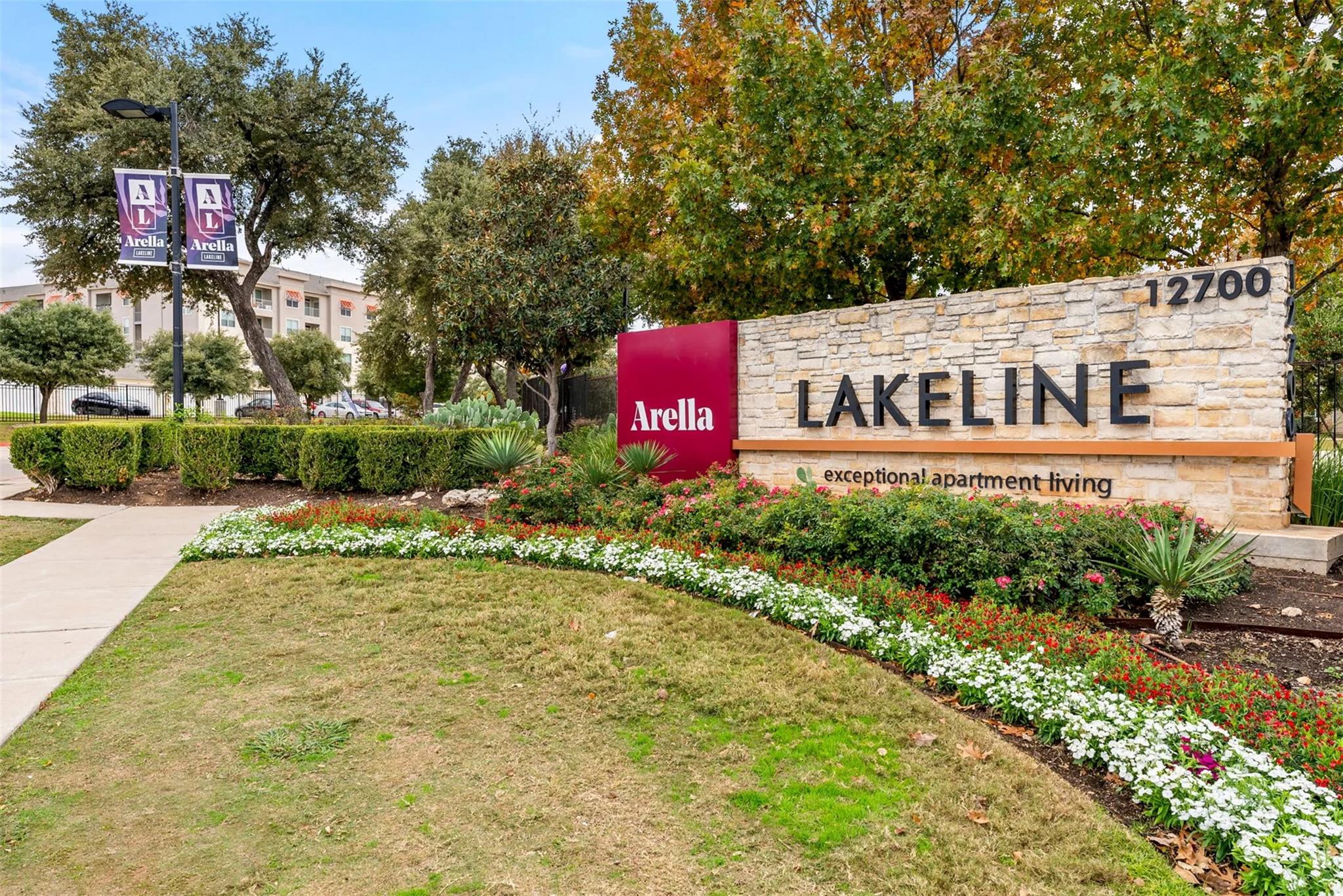 Listing photo 1 of 12700  Ridgeline Blvd  #2305