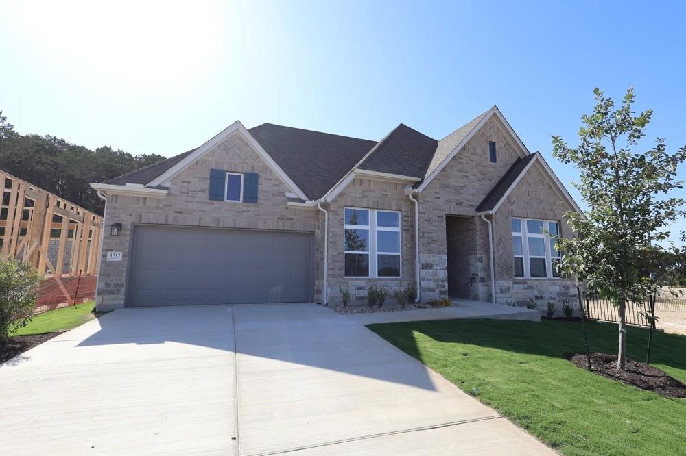 Listing photo 1 of 3212  Periwinkle Dr