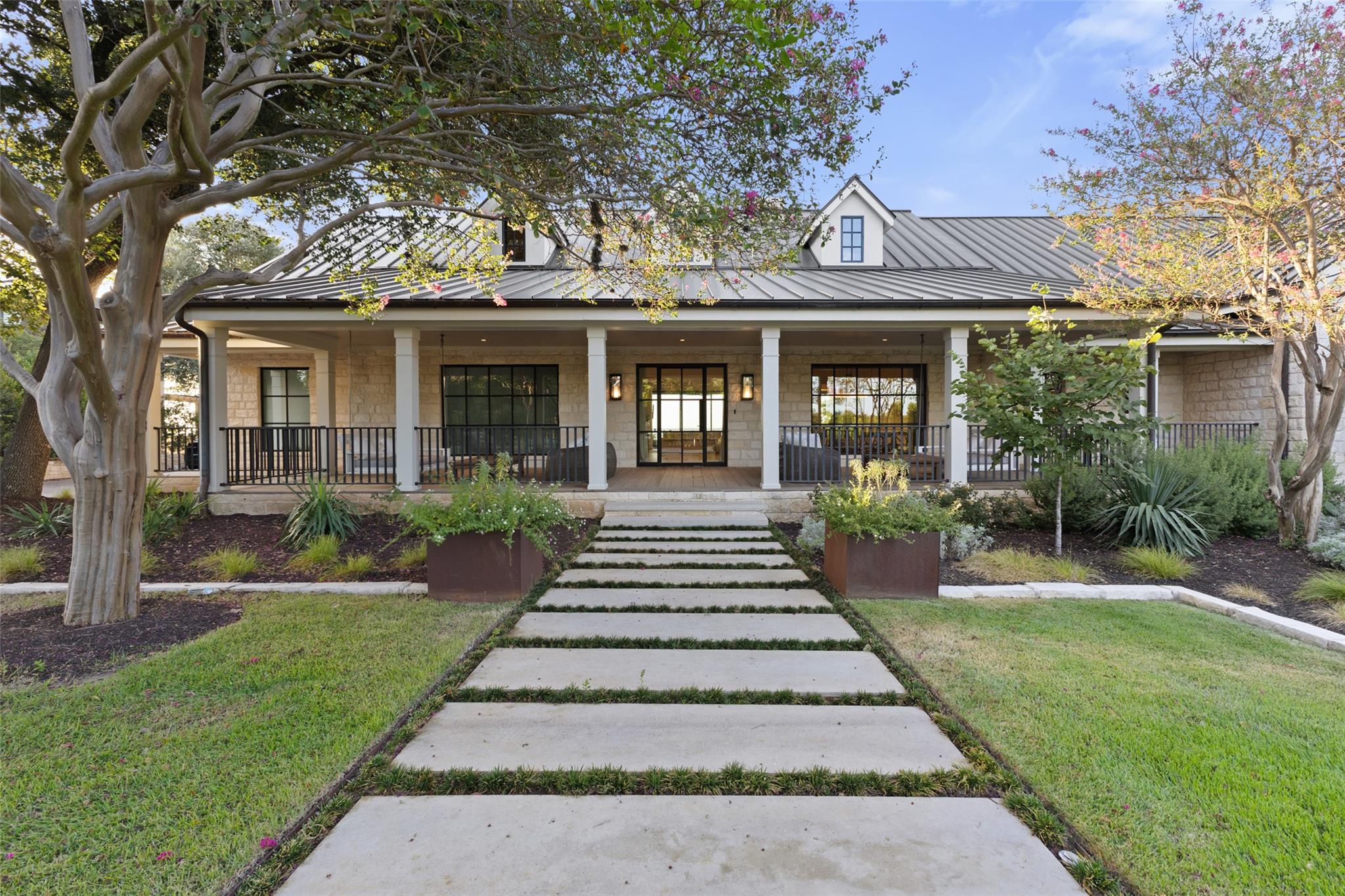 Listing photo 1 of 24  Cousteau Ln