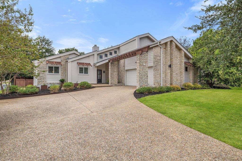 Listing photo 1 of 6101  Gun Bow Ct